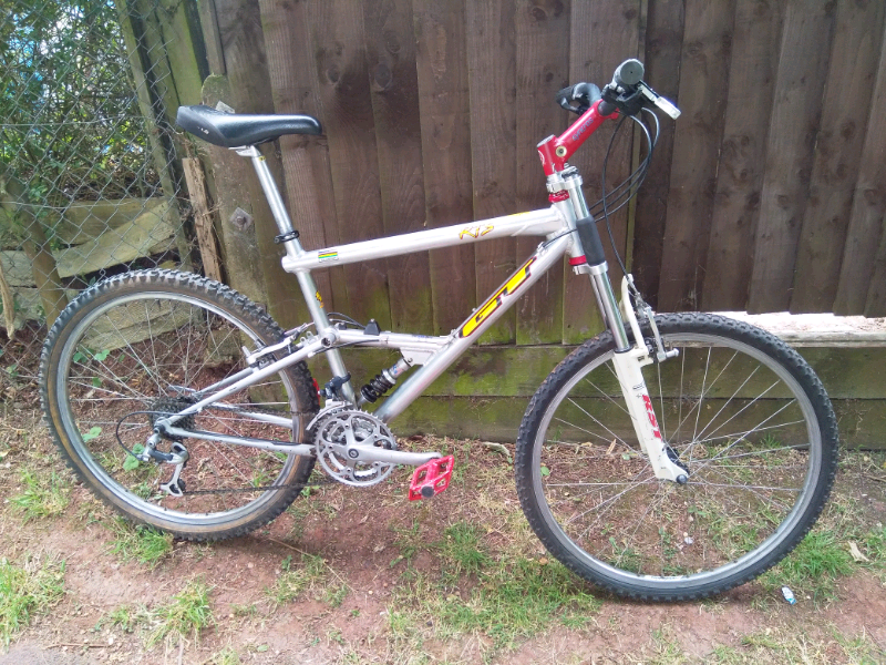 gt rst mountain bike